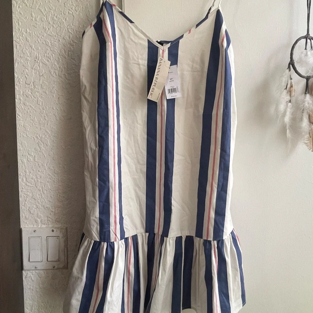 Banana Republic Blue and White Sleeveless Sundress - Picture 2 of 5